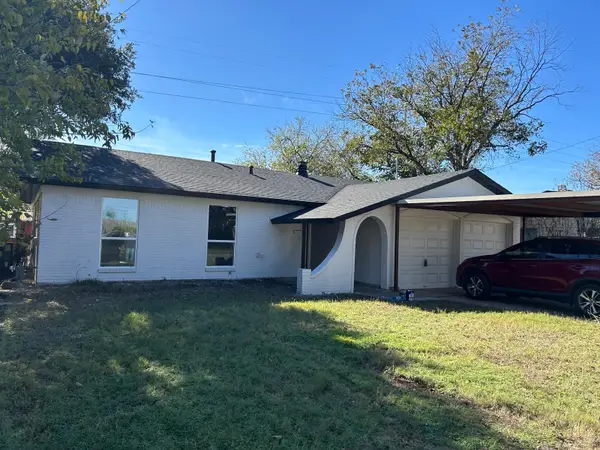 9029 Glenn Drive, White Settlement, TX 76108