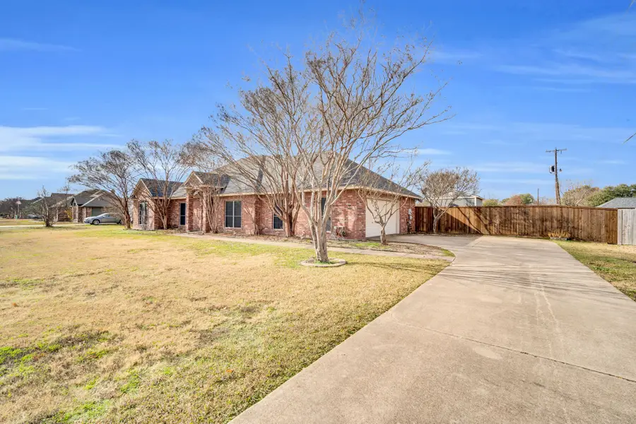 1102 Westminister Drive, Waxahachie, TX 75165 - Image #3