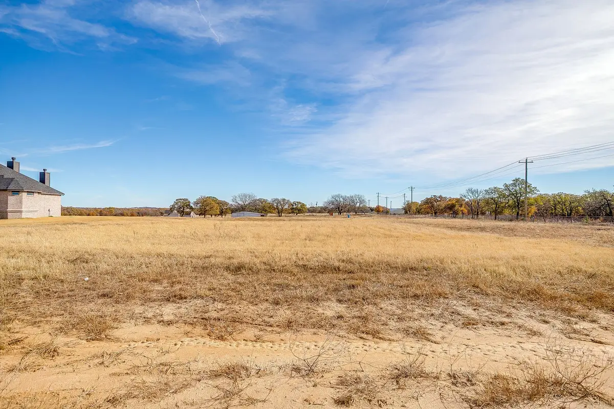 100 Prairie Winds Drive, Poolville, TX 76487 - Image #1
