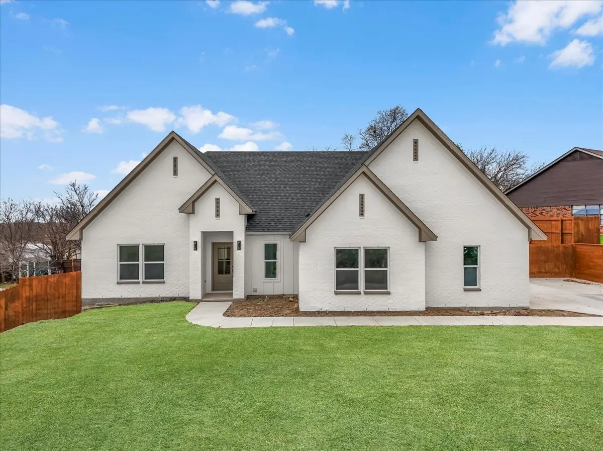 332 Hillcroft Road, Fort Worth, TX 76108 - Image #1