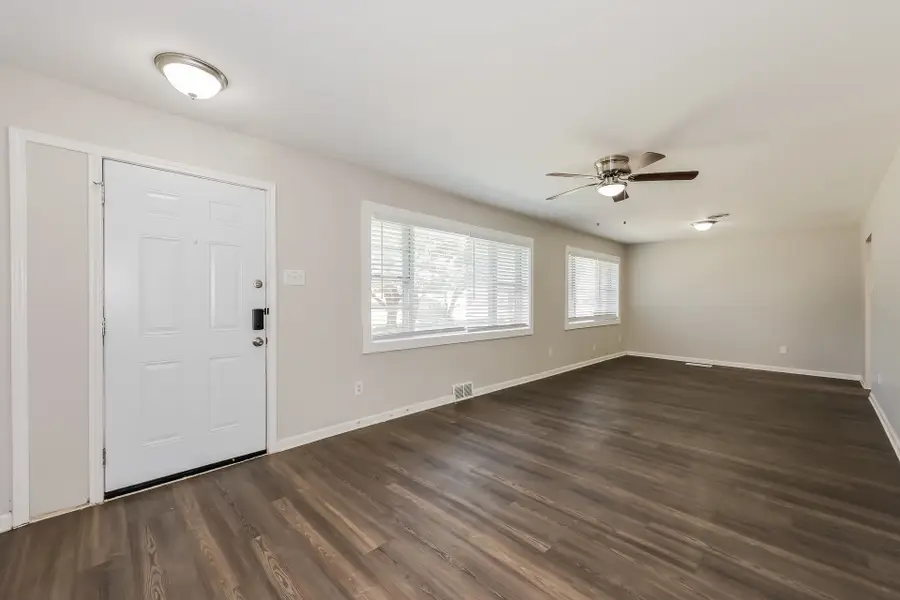 2230 Mack Lane, Dallas, TX 75227 - Image #2