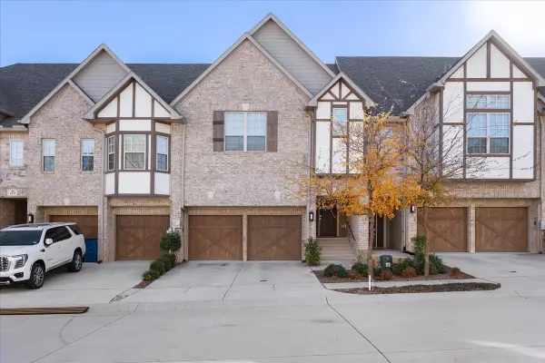 117 Canonbury Drive, Lewisville, TX 75067