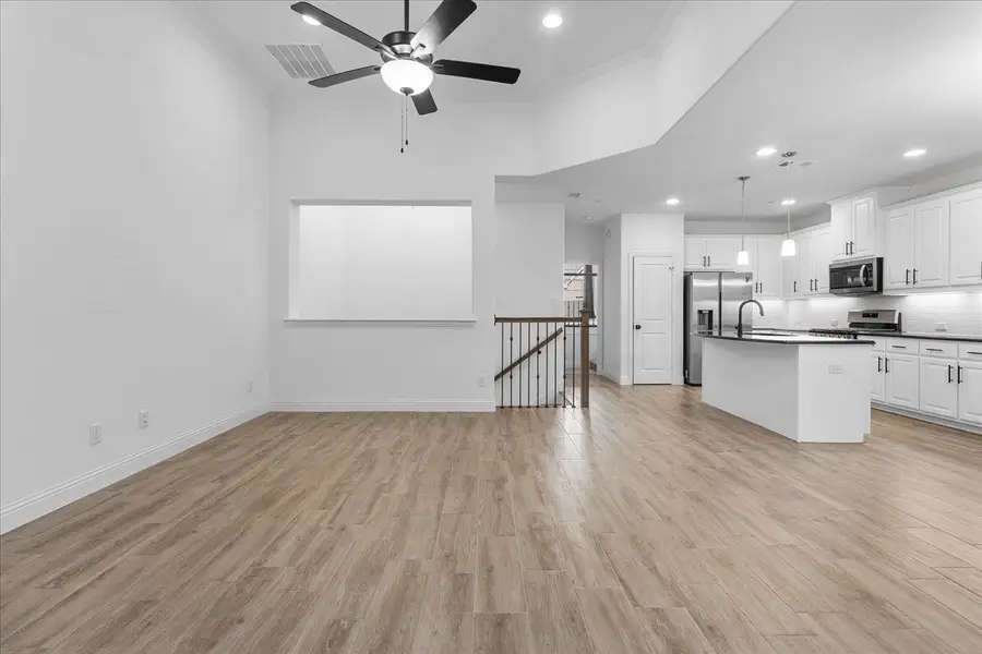 117 Canonbury Drive, Lewisville, TX 75067 - Image #3