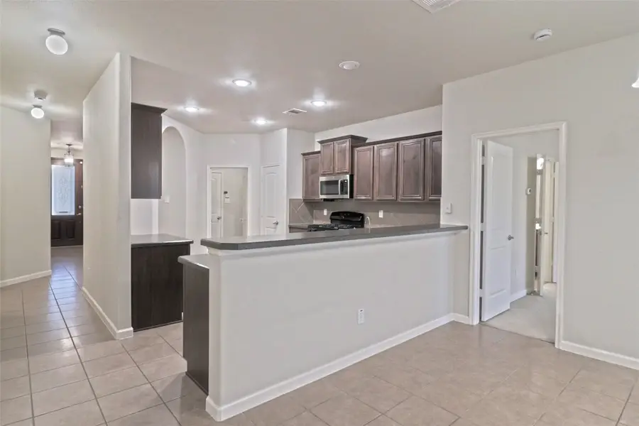 466 Hayes Street, Lavon, TX 75166 - Image #2