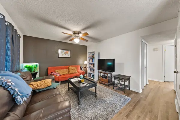 1421 S 12th Street #210, Waco, TX 76706