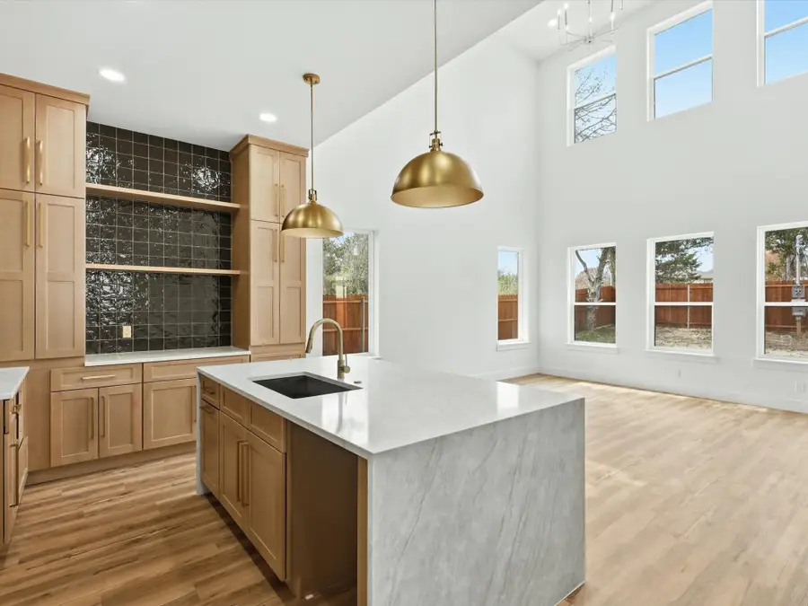 6137 Kemrock Drive, Dallas, TX 75241 - Image #3