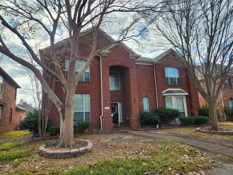 1025 Caddo Drive, Carrollton, TX 75010 - Image #2