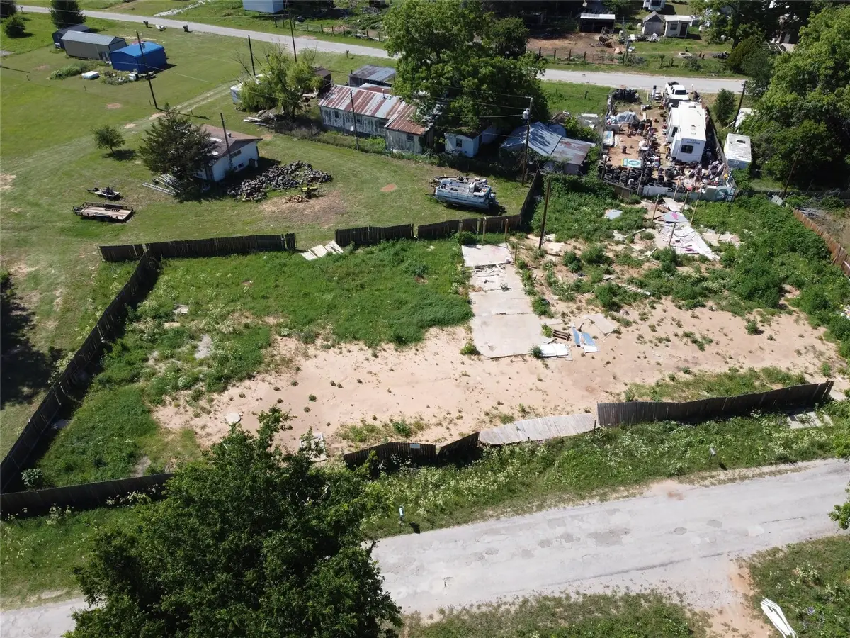 218 Kickapoo Trail #1, Weatherford, TX 76087 - Image #1