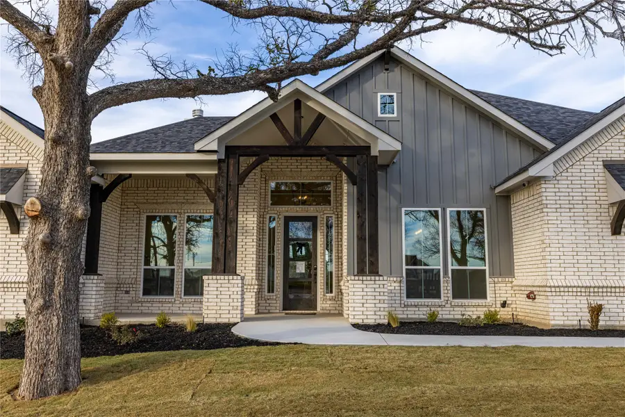 252 Oak Meadow Lane, Weatherford, TX 76085 - Image #3