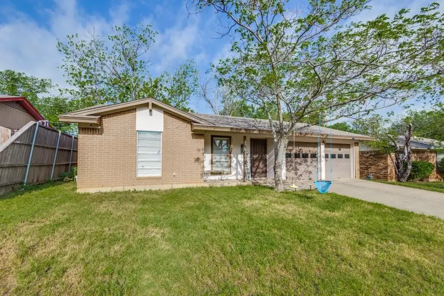 4201 Redstone Road, Denton, TX 76209 - Image #2