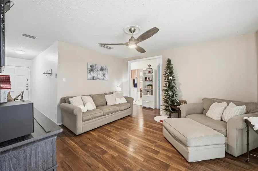 4201 Redstone Road, Denton, TX 76209 - Image #3