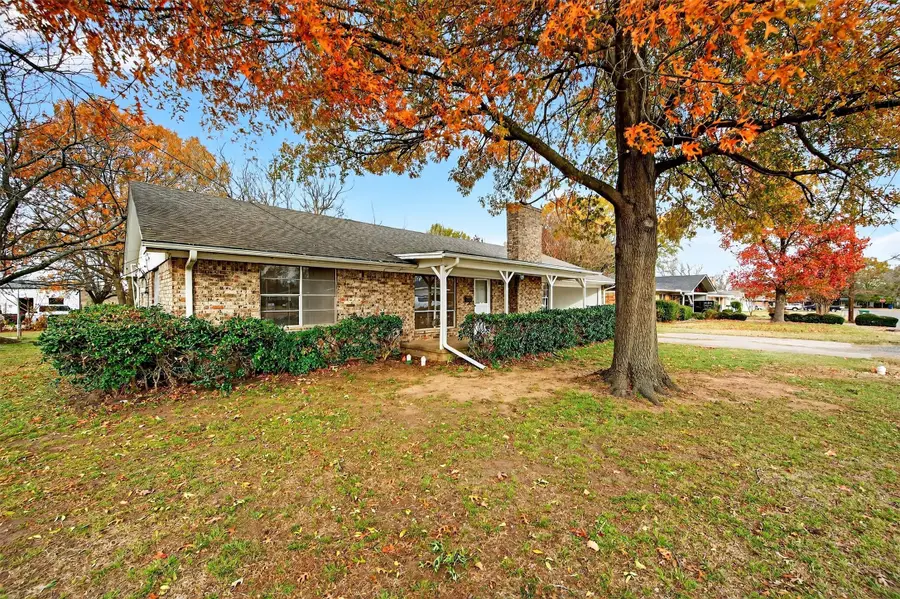 800 Carver Street, Whitesboro, TX 76273 - Image #3