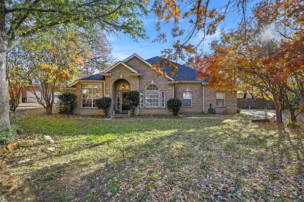 7 Lake Forest Court, Trophy Club, TX 76262