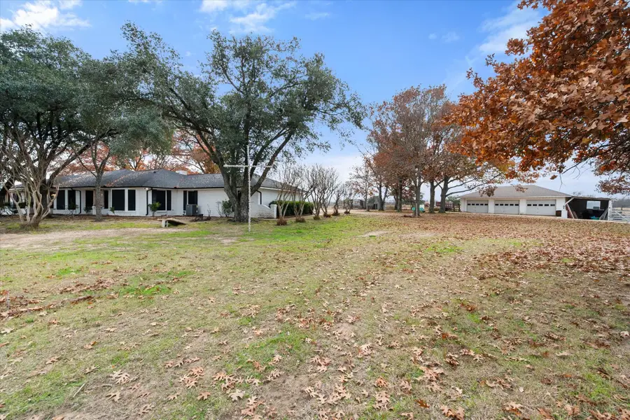 9926 NW County Road 1390, Blooming Grove, TX 76626 - Image #3