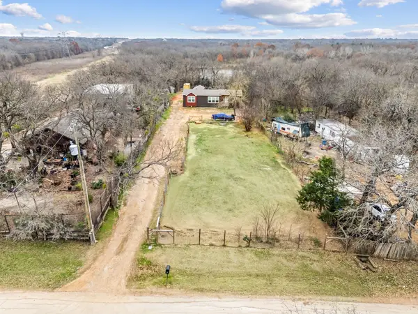 8394 Lake Road, Mansfield, TX 76063