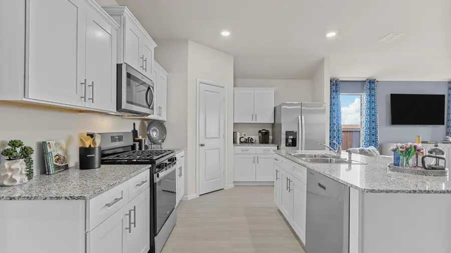 11117 Lone Ranger Lane, Fort Worth, TX 76036 - Image #3