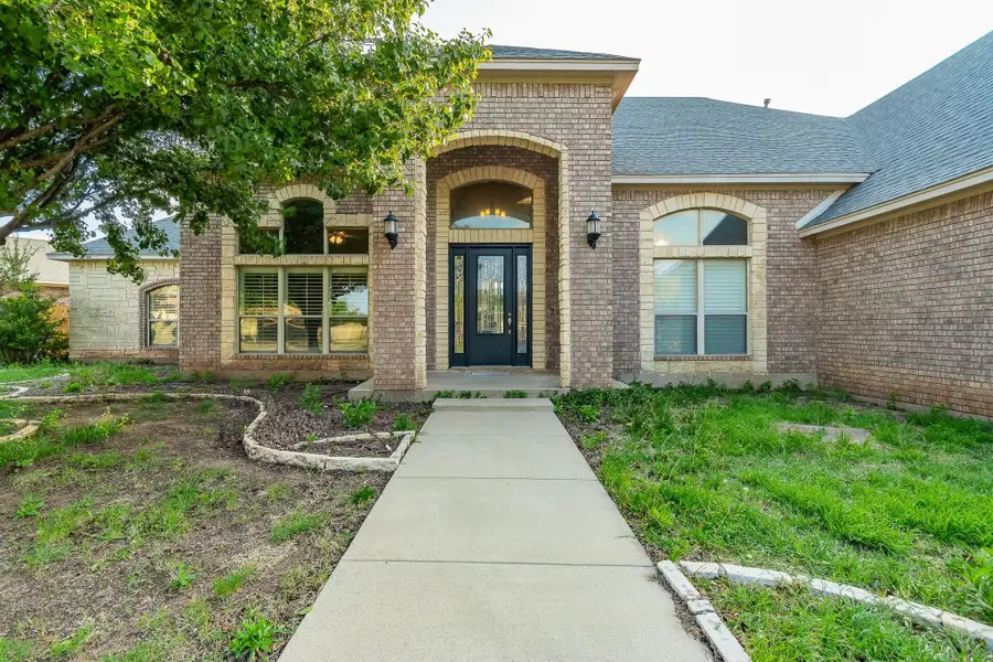 1207 Saddle Lakes Drive, Abilene, TX 79602 - Image #2
