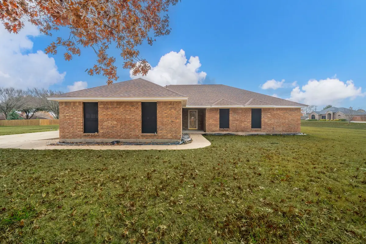 1202 Panorama Loop, Waxahachie, TX 75165 - Image #1