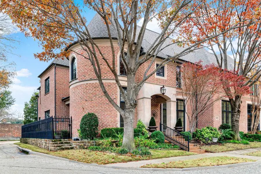 5904 Burgandy Street, Plano, TX 75093 - Image #2