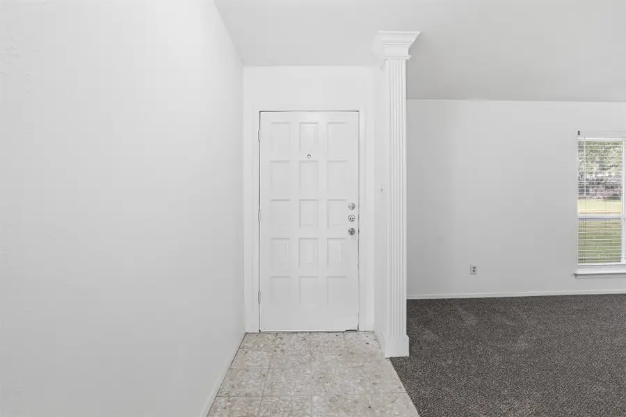 1607 Arrowhead Drive, Pantego, TX 76013 - Image #3