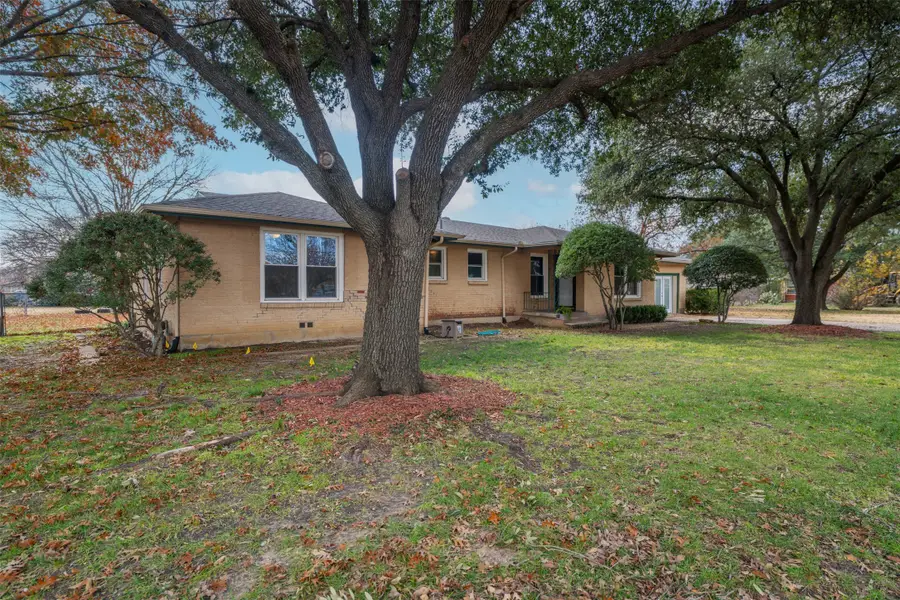 716 Stuckert Drive, Fort Worth, TX 76028 - Image #2