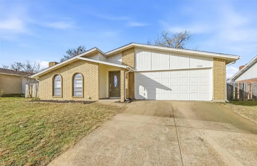 7208 Baird Drive, Fort Worth, TX 76134 - Image #2