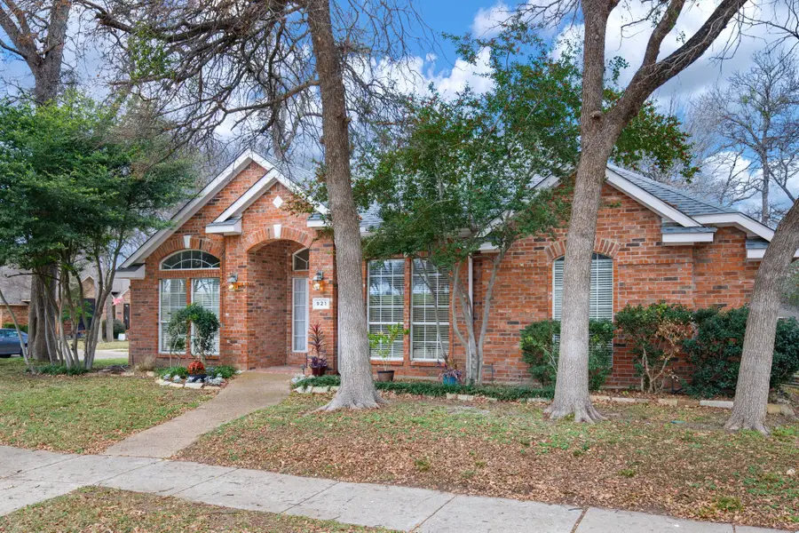 921 W Muirfield Road, Garland, TX 75044 - Image #2