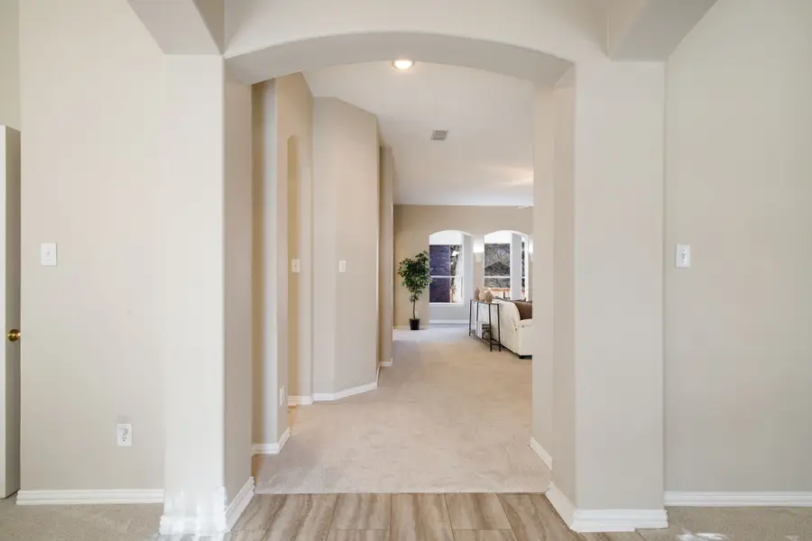 921 W Muirfield Road, Garland, TX 75044 - Image #3