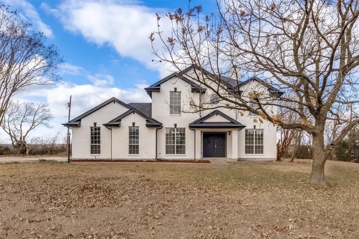 471 Meadowview Circle, Van Alstyne, TX 75495 - Image #1