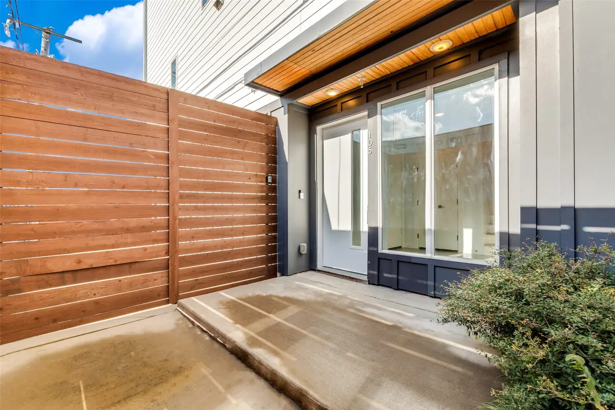 1505 N Garrett Avenue #105, Dallas, TX 75206 - Image #1