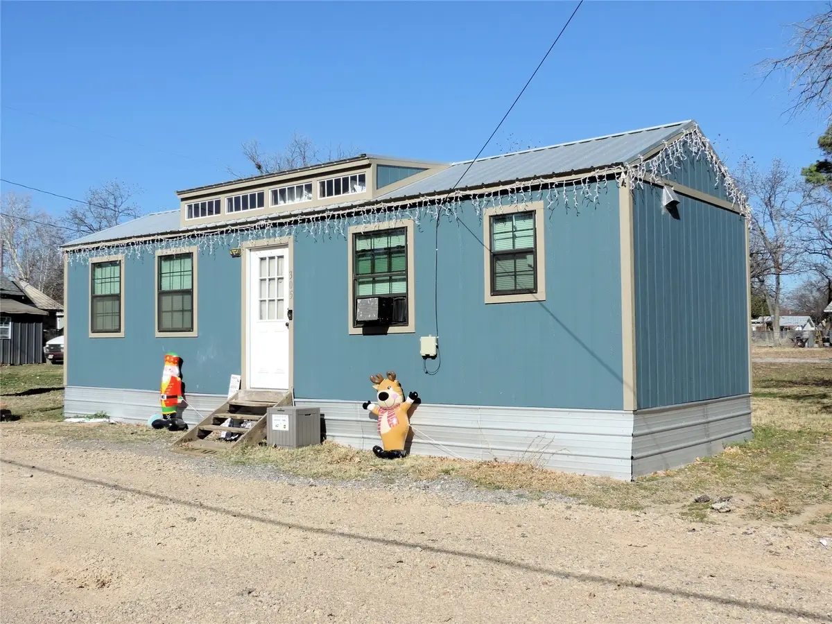 219 S Potter Street, Gorman, TX 76454 - Image #1