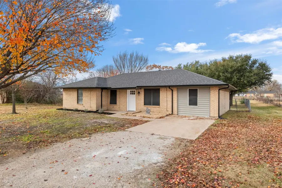 412 Green Acres Drive, Palmer, TX 75152 - Image #3