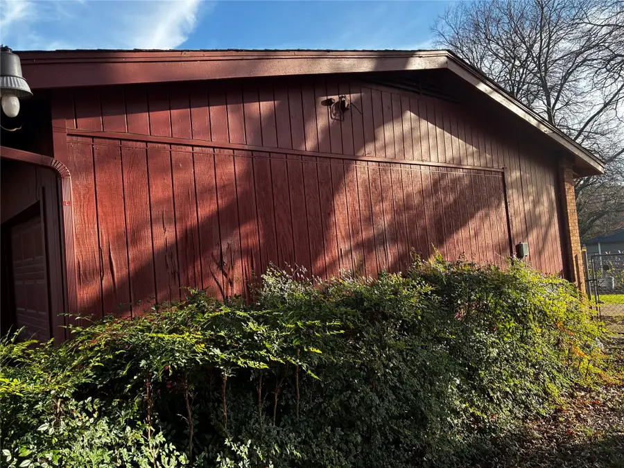 1204 Adelaide Drive, Dallas, TX 75216 - Image #3