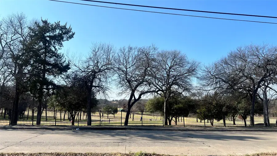 2304 Bonnie View Road, Dallas, TX 75216 - Image #3
