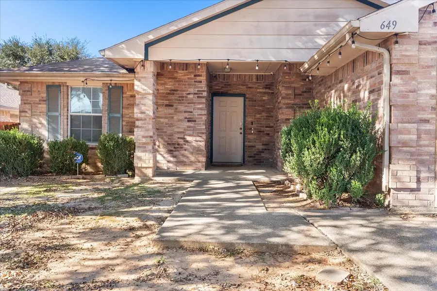 649 Moss Rose Court, Dallas, TX 75217 - Image #2