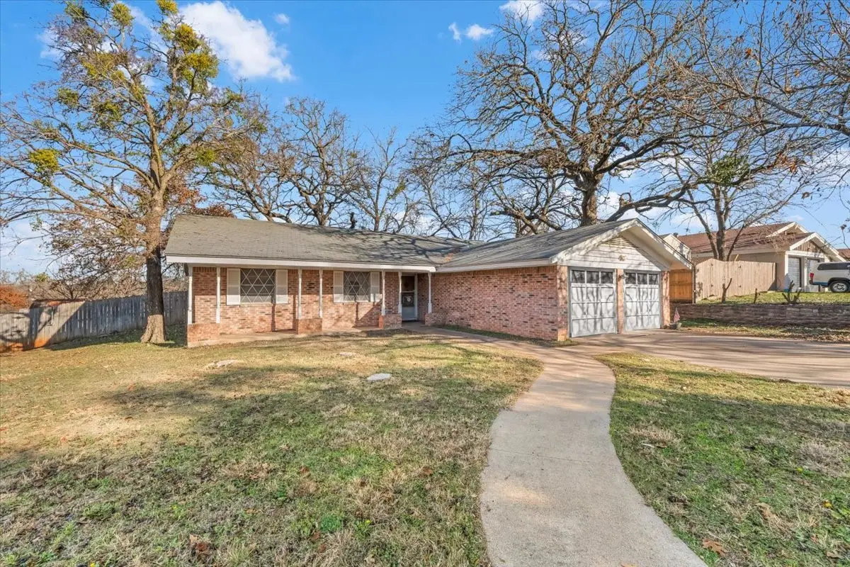 601 State Street, Weatherford, TX 76086 - Image #1
