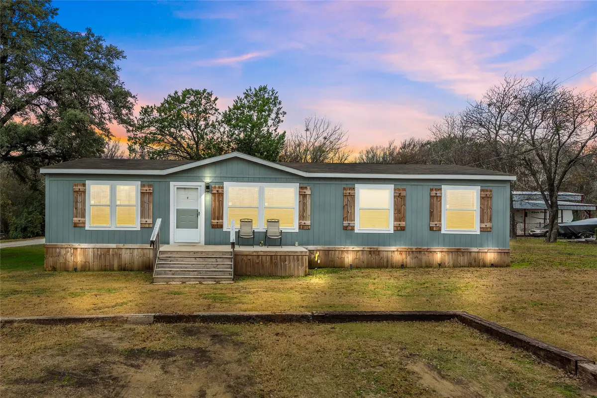 135 Chisholm Pass, Whitney, TX 76692 - Image #1