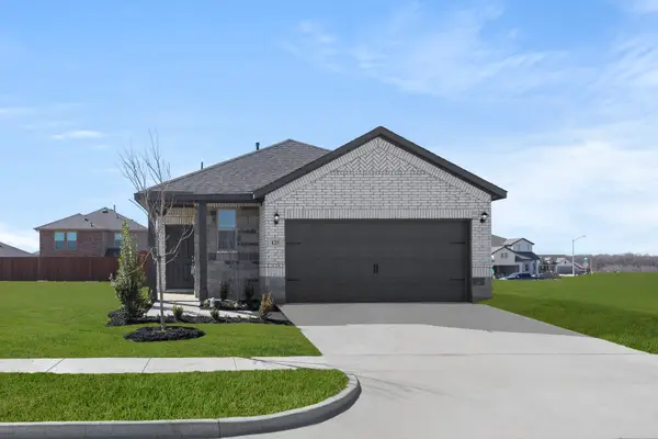 125 Pheasant Run Road, Terrell, TX 75160