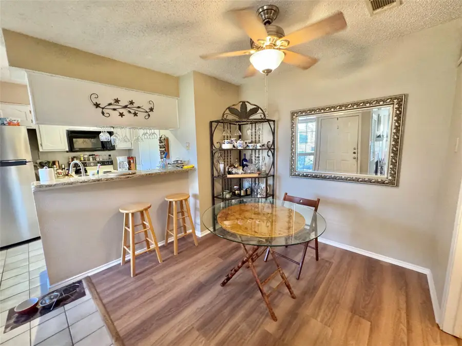 1415 Meadowood Village Drive, Fort Worth, TX 76120 - Image #3