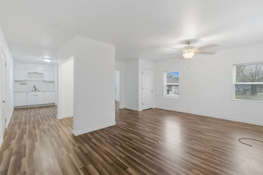 613 W Murray Street, Denison, TX 75020 - Image #2