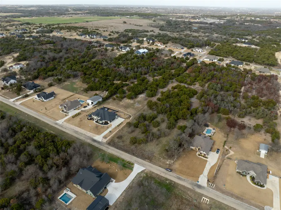 1054 Preserve Street, Weatherford, TX 76085 - Image #2