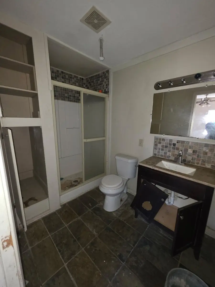 213 S 6th Street, Sanger, TX 76266 - Image #2