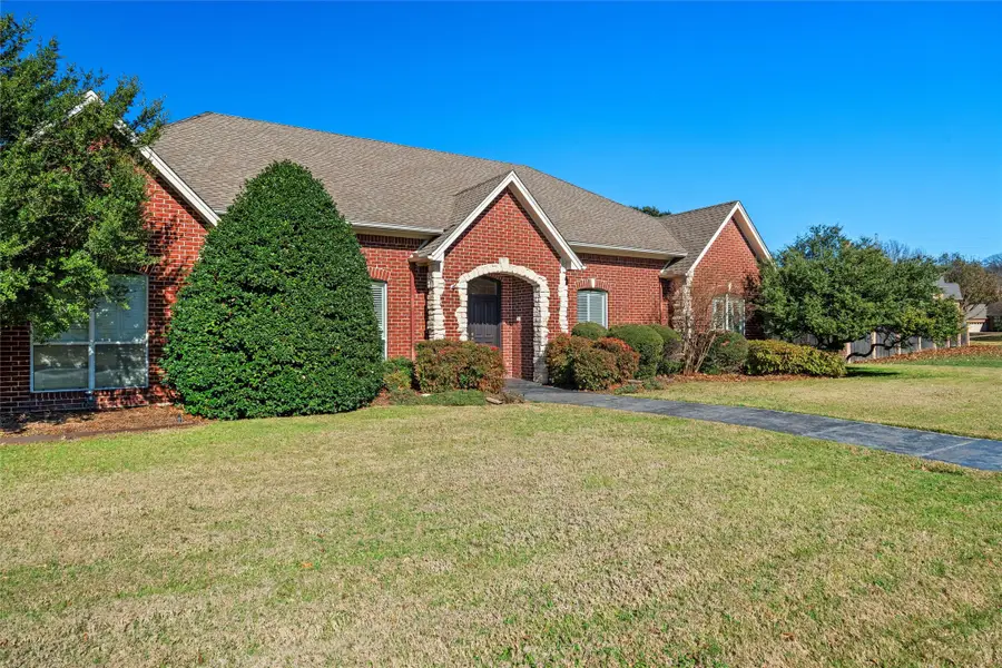 6600 Meadows West Drive S, Fort Worth, TX 76132 - Image #2