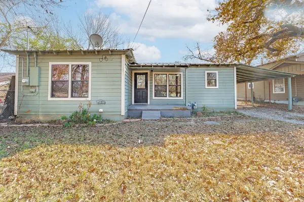 1090 W Elm Street, Stephenville, TX 76401