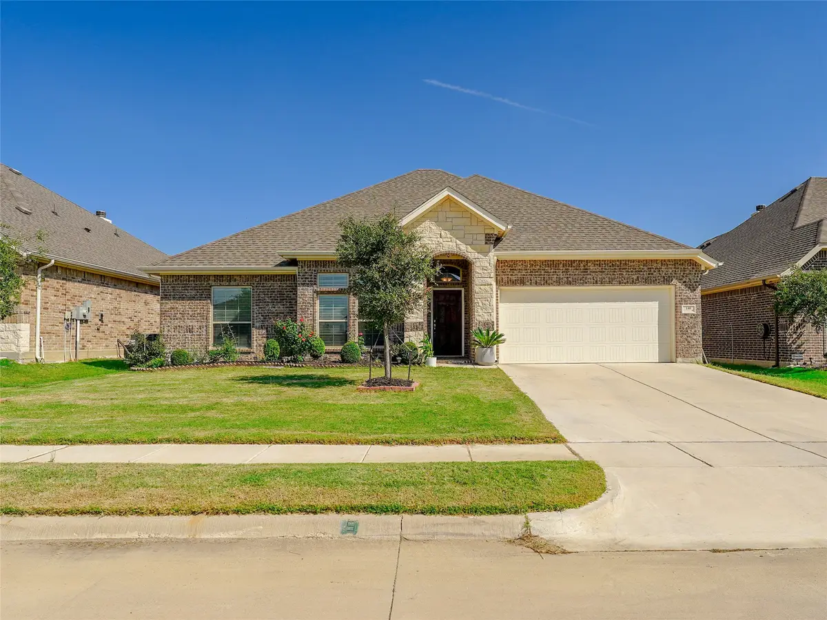 140 Independence Drive, Joshua, TX 76058 - Image #1