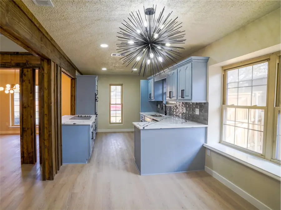 2302 Greenhill Drive, Carrollton, TX 75006 - Image #3