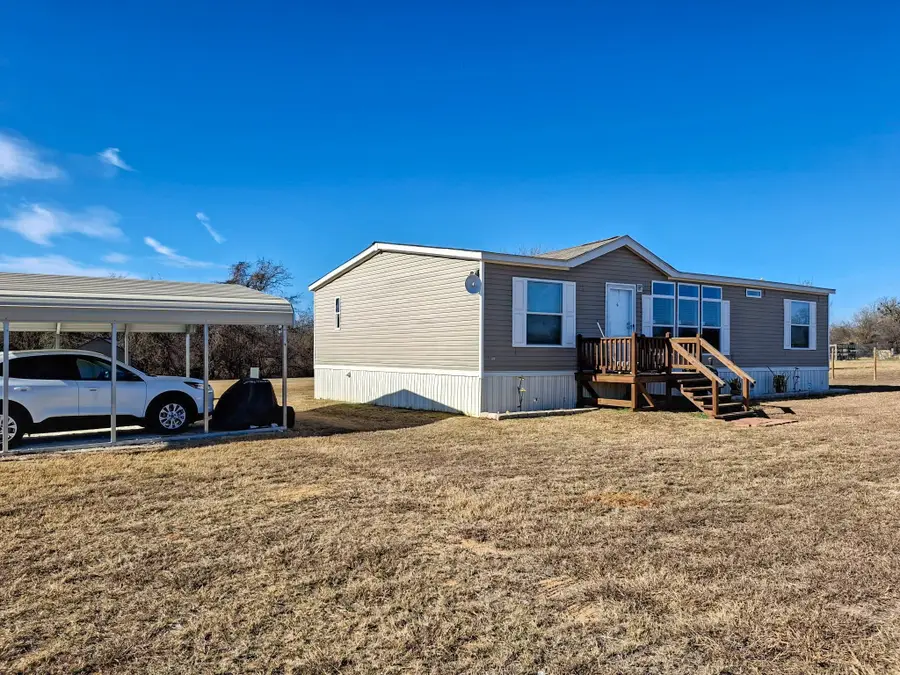 7256 Johnson Road, Granbury, TX 76049 - Image #3