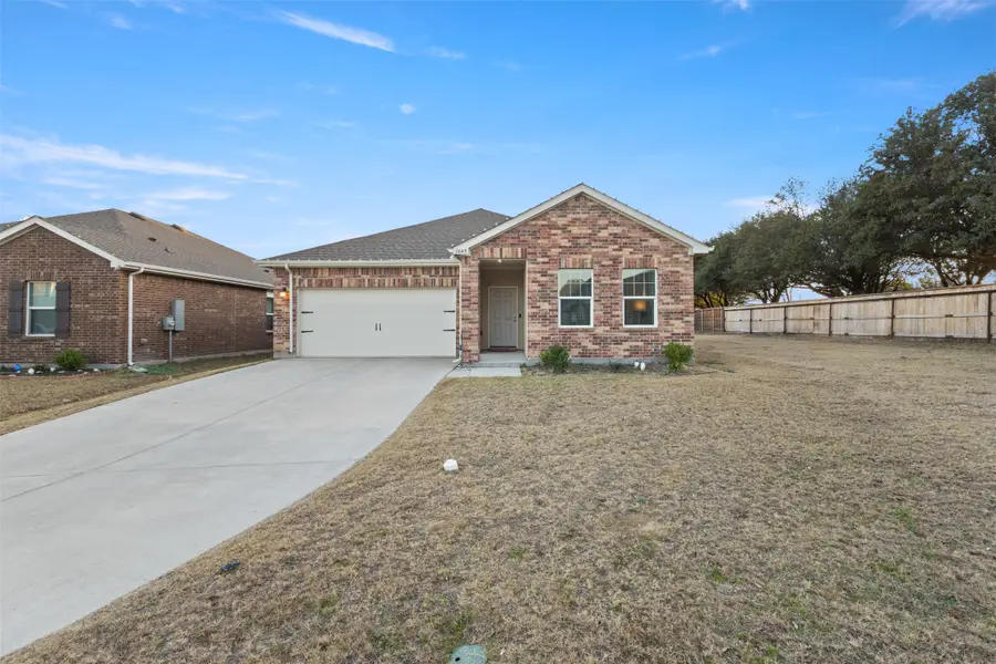 1645 Shadow Hawk Drive, Haslet, TX 76052 - Image #3
