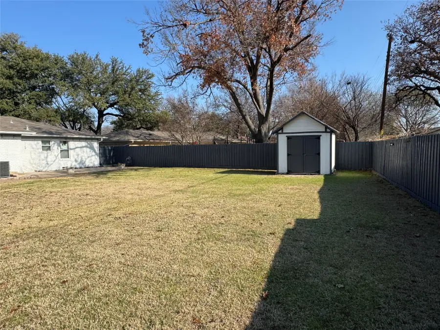 1808 Annette Drive, Irving, TX 75061 - Image #3