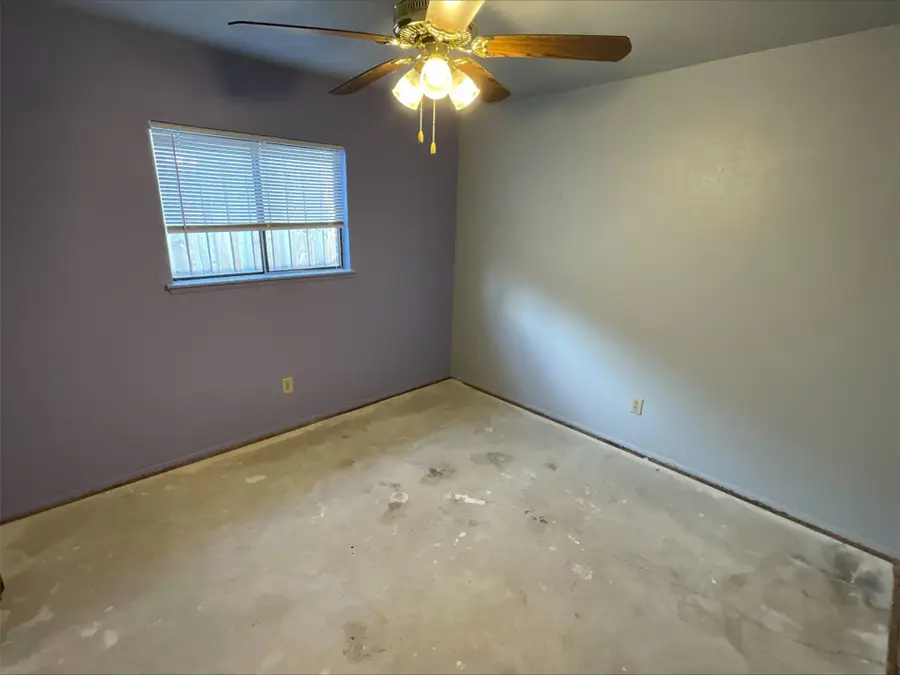 2033 Wilderness Trail, Grand Prairie, TX 75052 - Image #3